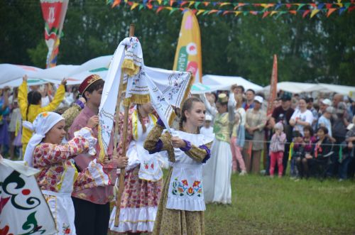 В Агрызе состоялся народный татарский праздник - Сабантуй