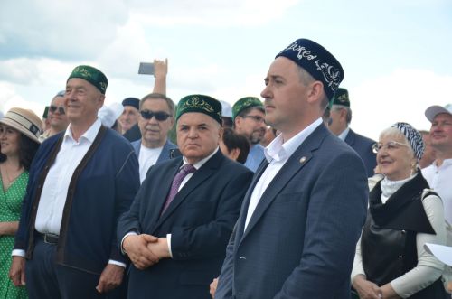 В Агрызе состоялся народный татарский праздник - Сабантуй