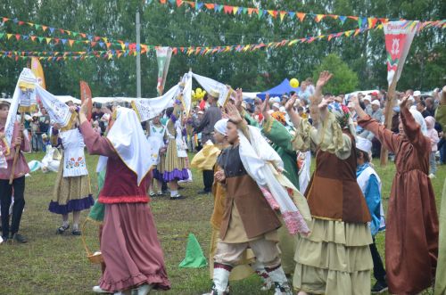 В Агрызе состоялся народный татарский праздник - Сабантуй