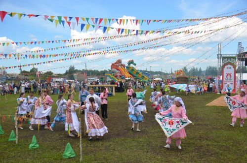 В Агрызе состоялся народный татарский праздник - Сабантуй