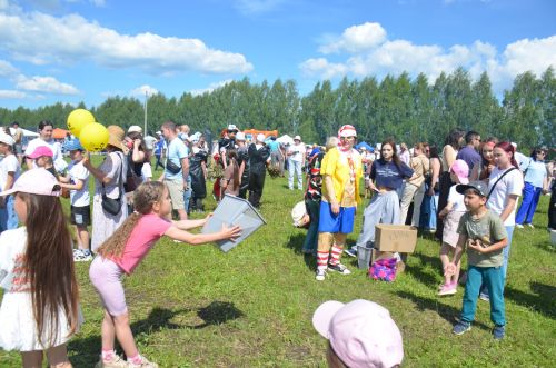 В Агрызе состоялся народный татарский праздник - Сабантуй