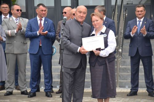 В Агрызе открылась новая гимназия №1 имени Асафа Абдрахманова