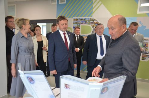 В Агрызе открылась новая гимназия №1 имени Асафа Абдрахманова