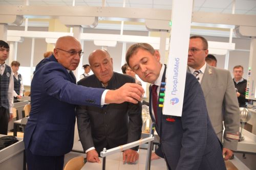 В Агрызе открылась новая гимназия №1 имени Асафа Абдрахманова