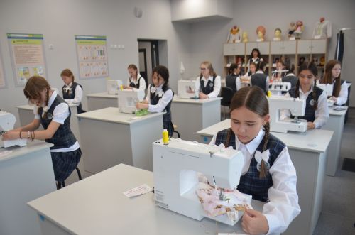В Агрызе открылась новая гимназия №1 имени Асафа Абдрахманова