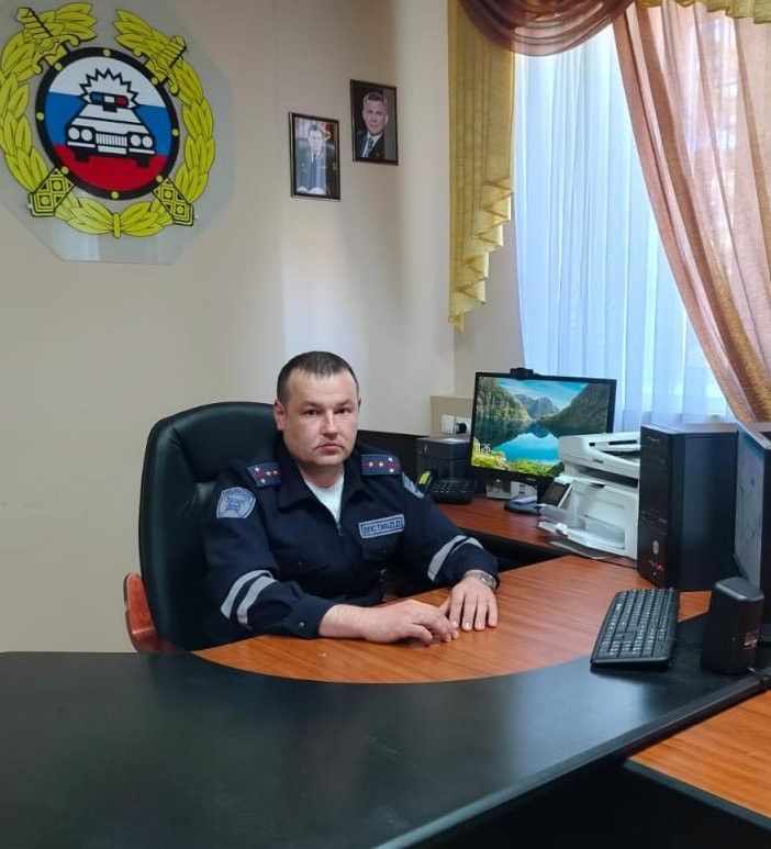 Стань заметнее на дороге: Начальник отделения Госавтоинспекции Агрызского района Юрий Глезденев напоминает