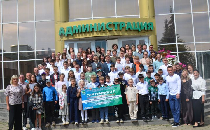 В Агрызе торжественно подвели итоги лыжного сезона