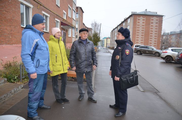 Сегодня профессиональный праздник участковых уполномоченных полиции