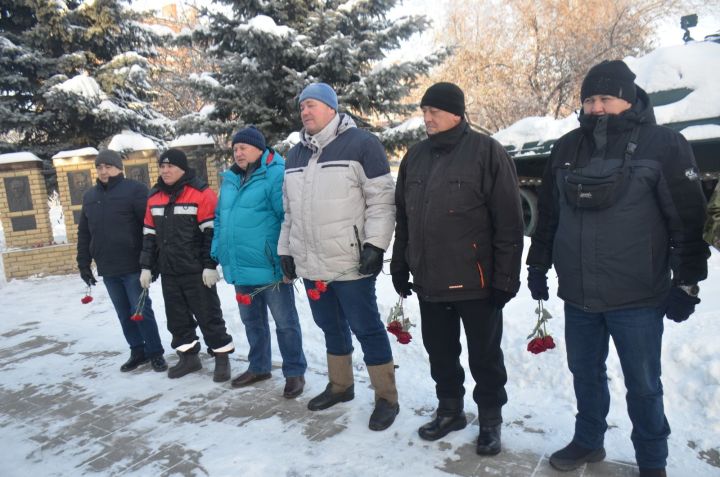 Әгерҗедә Төньяк Кавказда һәлак булган солдатларны искә алдылар