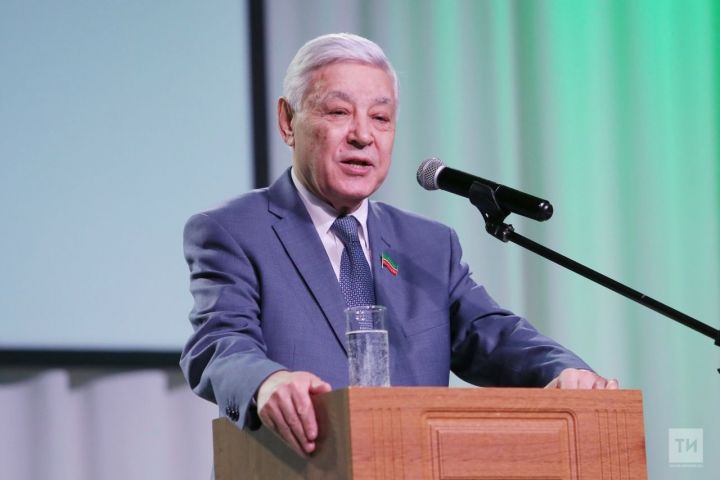 Поздравление Фарида Мухаметшина с Днем Государственного герба Республики Татарстан
