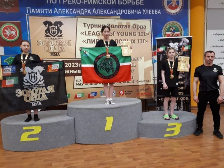Агрызцы достойно показали себя в турнире по ММА Лига Молодых