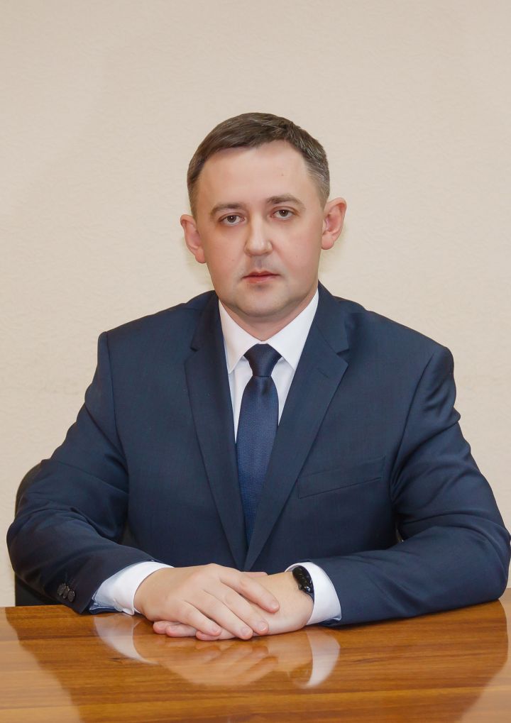 Ленар Нургаянов поздравил с Днем социального работника