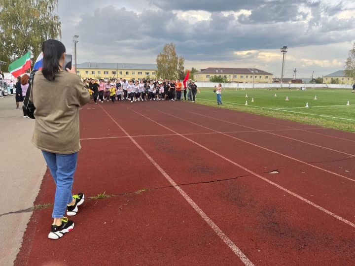 37 семей присоединились к Спортивно-семейному фестивалю в Агрызе