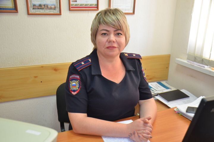 В Агрызском районе действует «комендантский час»