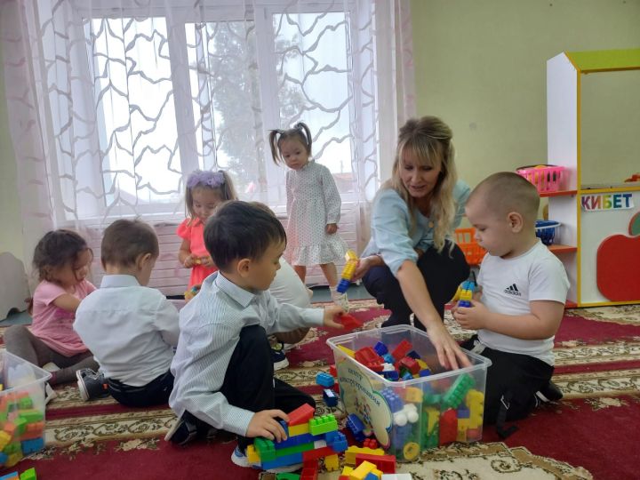 Воспитатель детского сада №1 Елена Шавалиева:  Главное – нужно любить детей