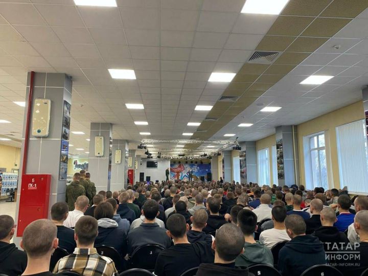 Татарстан отправляет первую осеннюю партию призывников