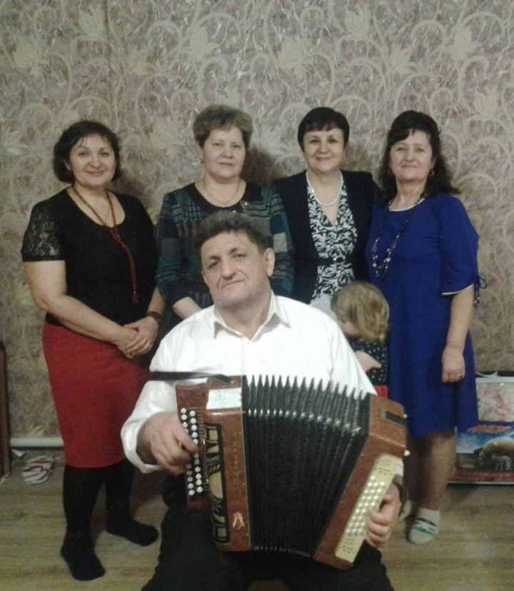 Салагыштан Фәрит-Диләрә Гафуровлар яшь парларга үрнәк булып торалар