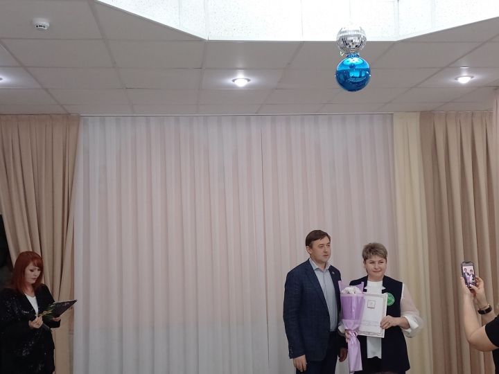 Әгерҗедә хәрбиләр һәм волонтерлар белән очрашу узды