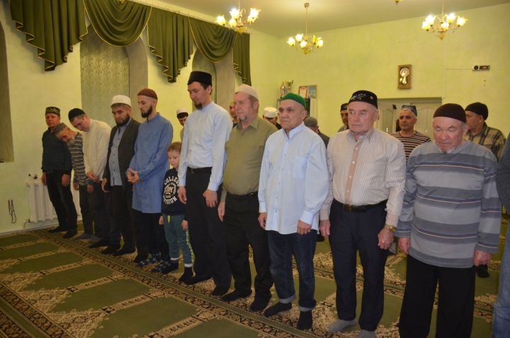 Район имам-мөхтәсибе Габделкәрим хәзрәт Гыйззәтуллин: Дини укулар тугыз авыл һәм Әгерҗенең “Нур”, “Хәсән” мәчетләре каршында оештырылган
