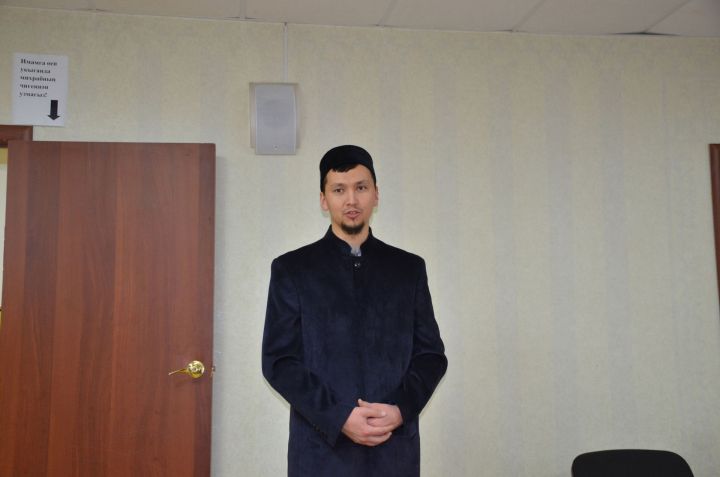Район имам-мөхтәсибе Габделкәрим хәзрәт Гыйззәтуллинның Рамазан ае башлану уңаеннан мөрәҗәгәте