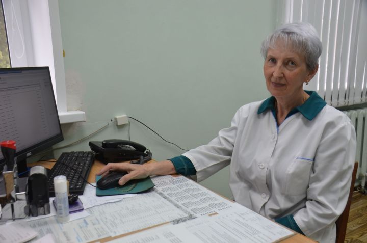 Акушер-гинеколог Людмила Ардашева успешно продолжает свою благородную миссию доктора