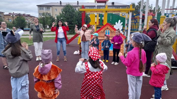 В Агрызе прошло мероприятие «В гостях у сказки»