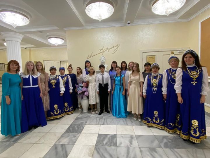 Агрызцы выступили на сцене Культурного центра им. Пушкина в Казани