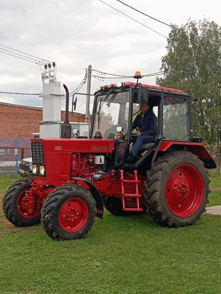 Исәнбай авыл җирлеге яңа тракторлы булды