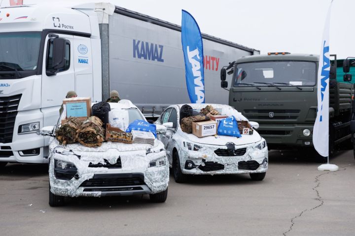Альфия Когогина доставила предновогодний гуманитарный груз в зону СВО