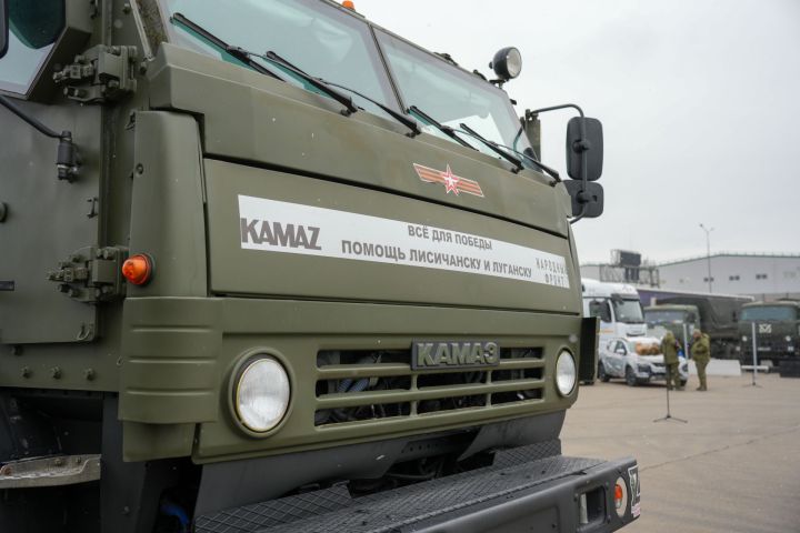 Альфия Когогина доставила предновогодний гуманитарный груз в зону СВО