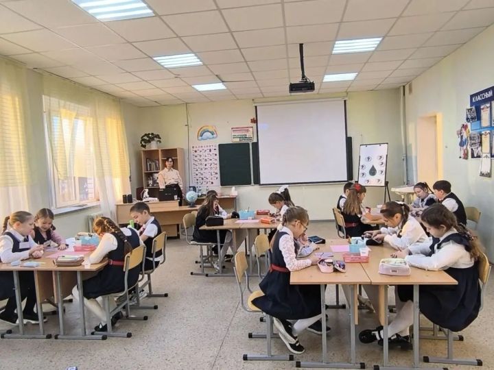 «Учитель года — 2026»: педагоги района доказывают своё мастерство на практике