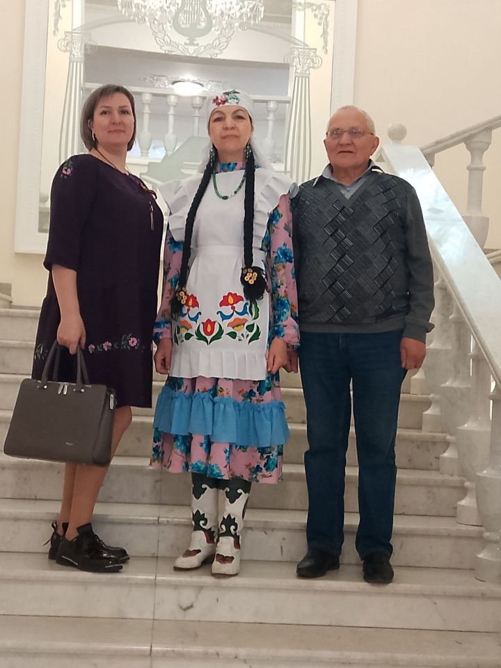 Стоматолог из Агрызской ЦРБ покорила сцену гала-концерта «Балкыш – Сияние»