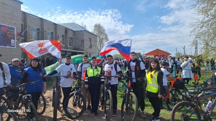 Участникам Велопробега Мира напомнили о ПДД