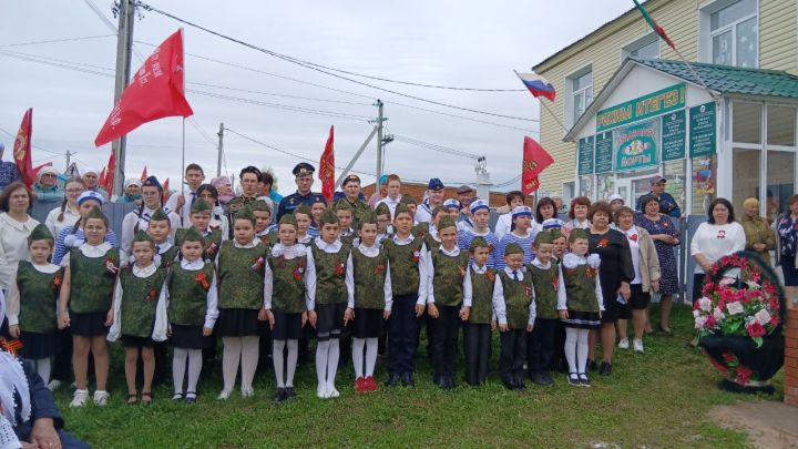 Исәнбайда Бөек Җиңүнең 80 еллыгын зур әзерлек белән уздырдылар