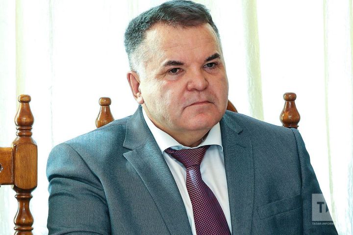 Милли татар һәм төрки халыклар конгрессы президенты Рустэм Ямалеев  якташлары өчен район газетасына язылды