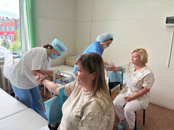 День донора в Агрызе: 65 жителей объединились ради спасения жизней