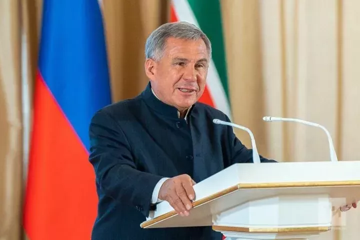Рустам Минниханов запустил обучающий модуль для участников СВО в рамках программы «Батырлар»