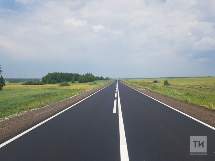 В Агрызском районе отремонтировали дорогу по национальному проекту