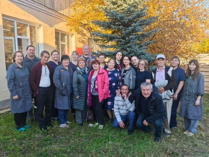 В Агрызском отделе ШЧ-6 чествовали ветеранов в связи с 45-летием предприятия