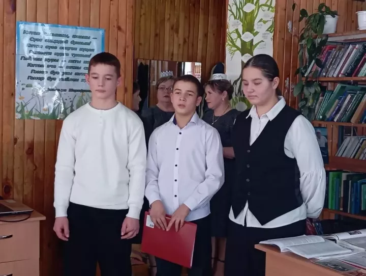 Ветеран мөгаллимәне искә алдылар