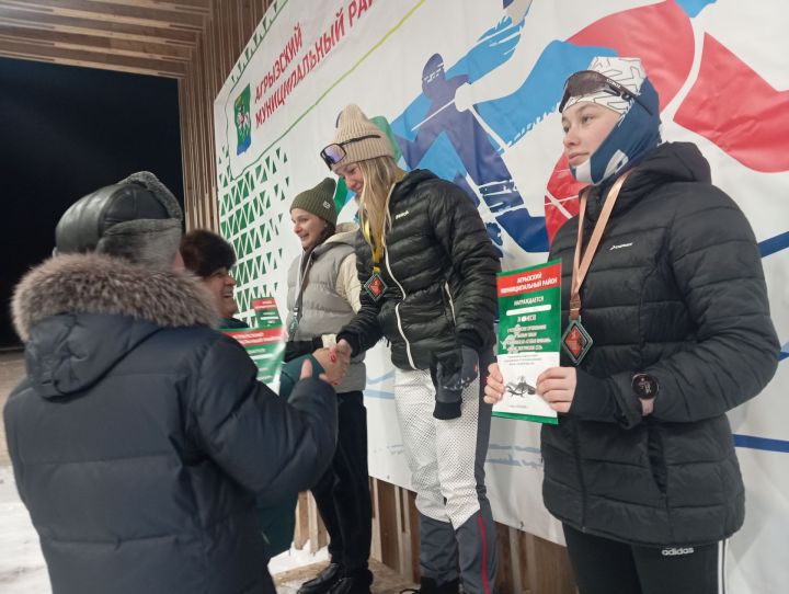 В Агрызе впервые прошла лыжная гонка на дистанцию 40 километров