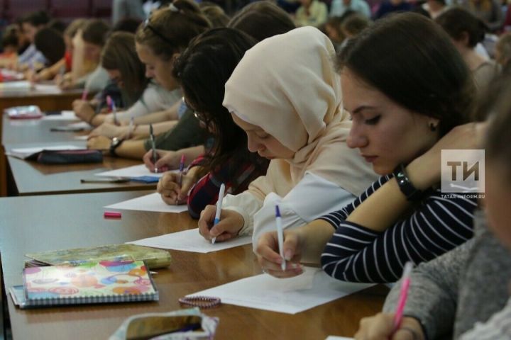 Татарстан абитуриентларына медицина югары уку йортларына керү өчен өстәмә баллар алу мөмкинлеге бар