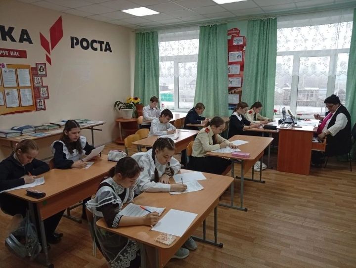Әгерҗе районы укучылары “Яшь белгеч” олимпиадасында сыналдылар
