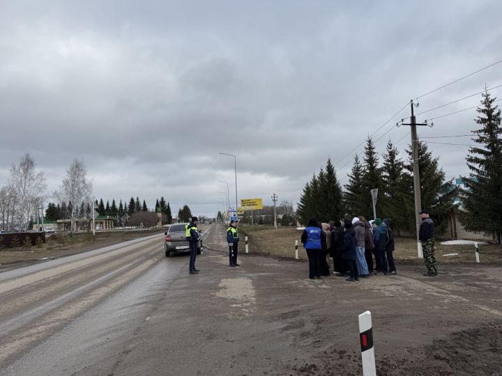 Иж-Бобьинские школьники погрузились в мир дорожной безопасности!