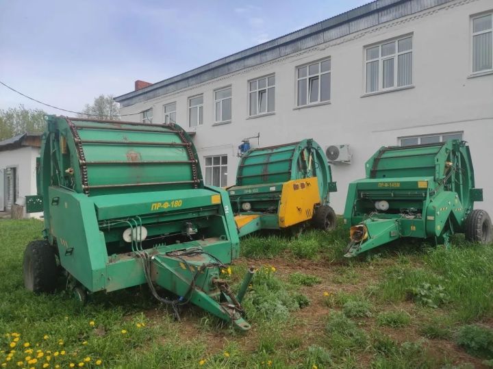 Махсус комиссия терлек азыгы хәзерләүдә катнашачак техниканың әзерлеген тикшерде