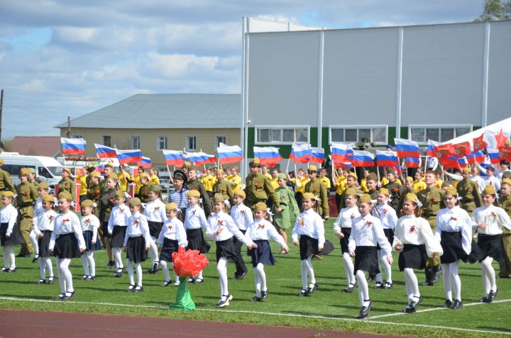 «Превыше этой нет в России дат»: в Агрызе торжественно отметили 81-ю годовщину Великой Победы